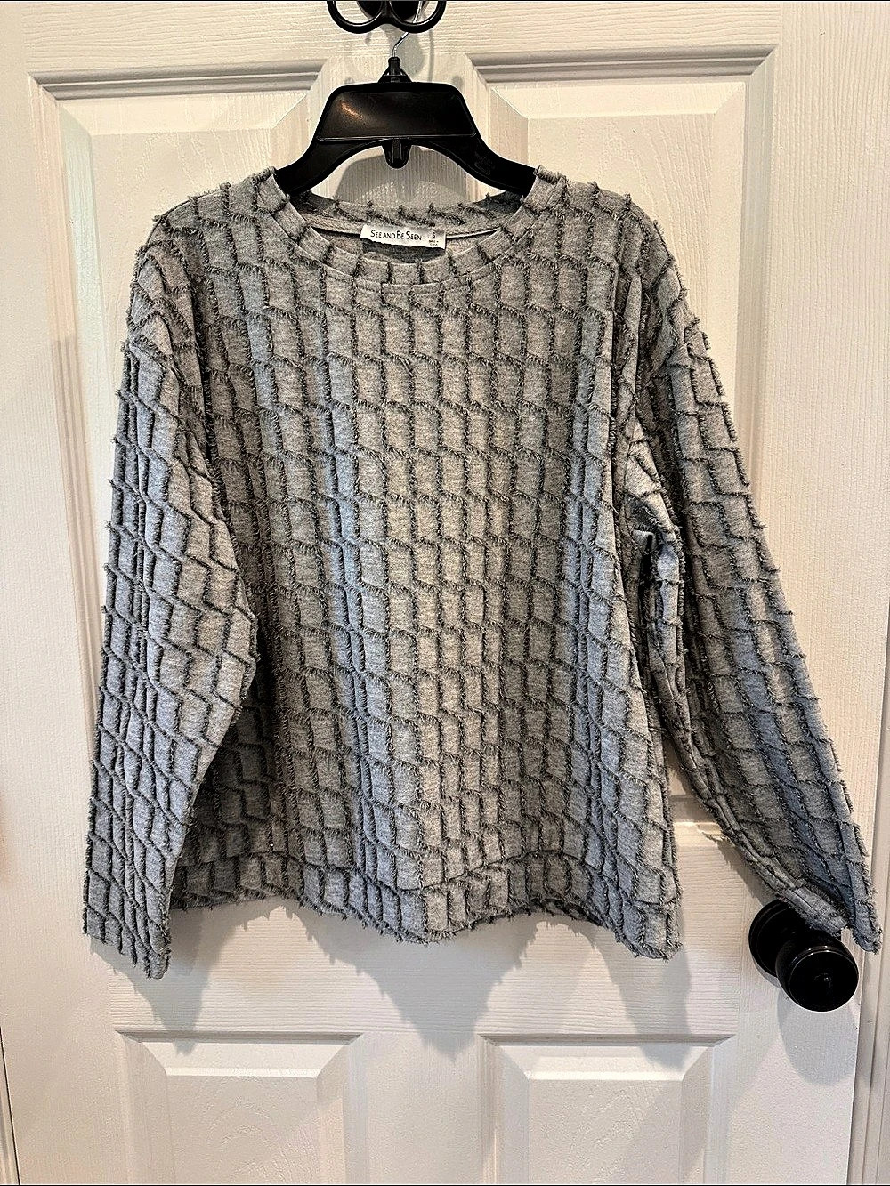 See And Be Seen Geometric Gray Sweater Size Small